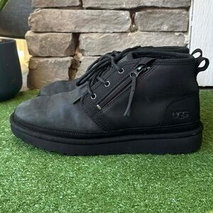 UGG Neumel Zip Chukka Men’s Black Boots